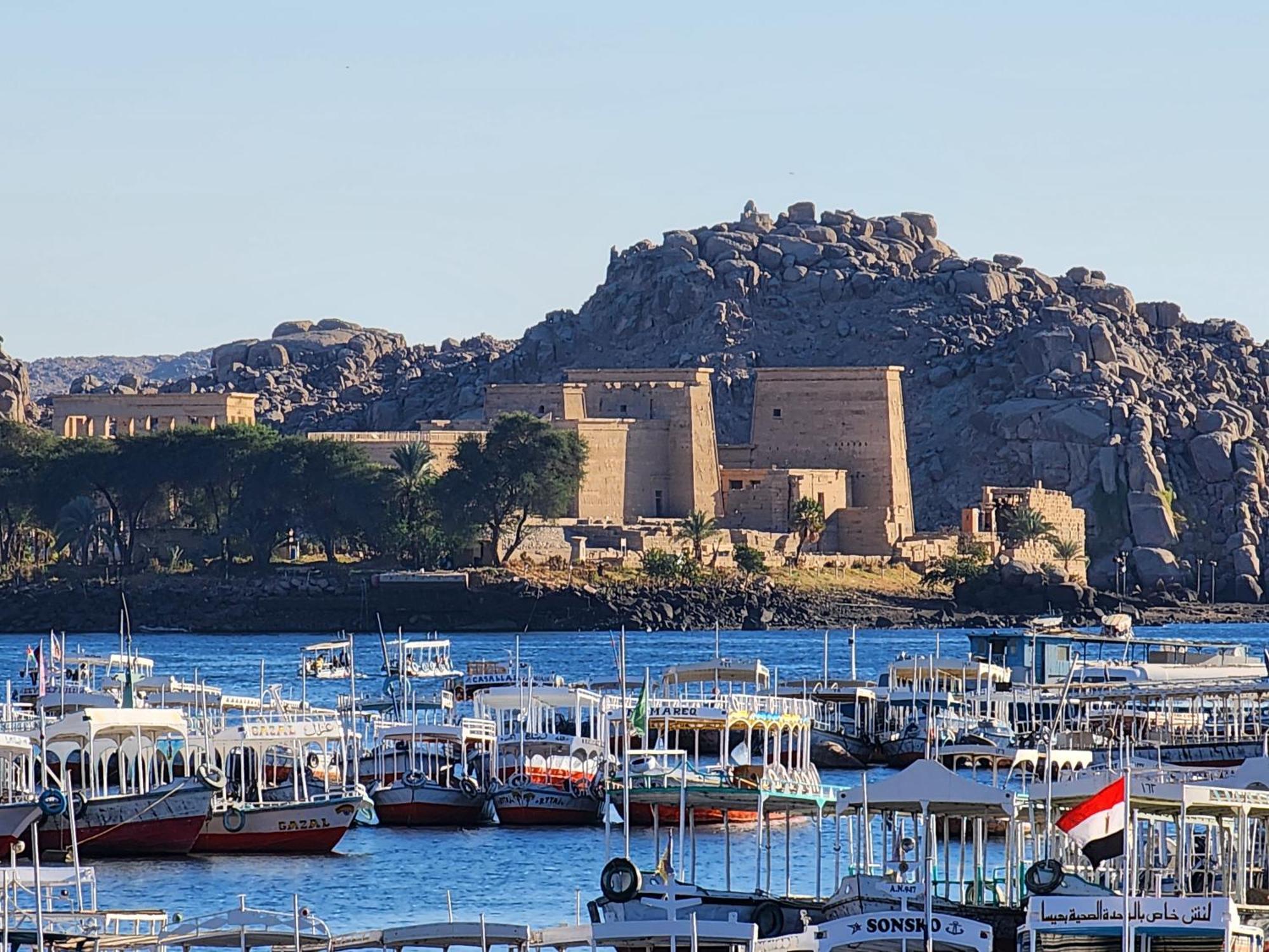 Endo Mando Hotell Aswan Exteriör bild