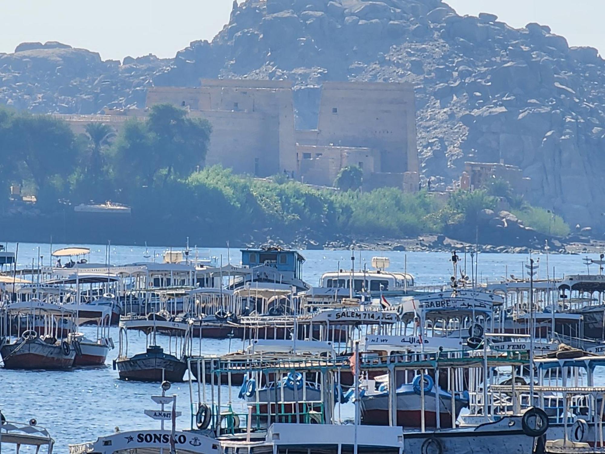 Endo Mando Hotell Aswan Exteriör bild